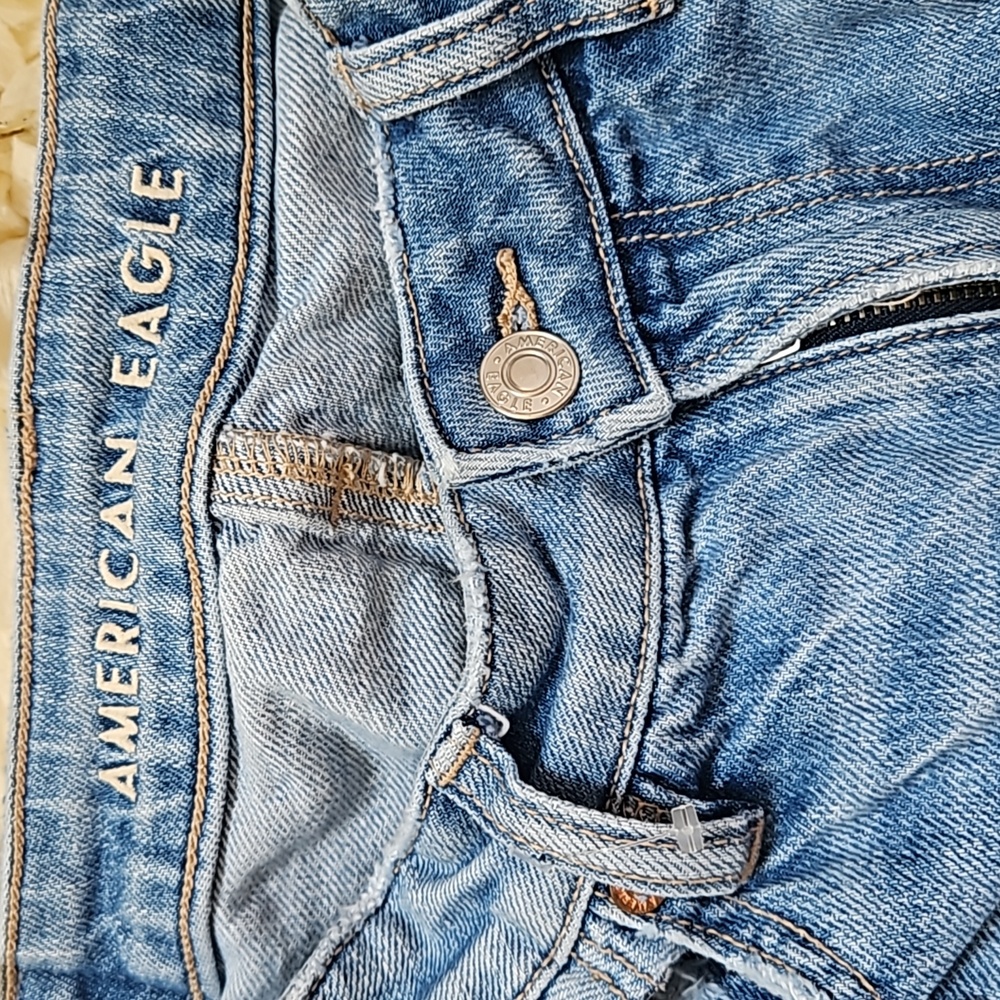 Distressed American Eagle Patchwork Mom Jeans - image 3